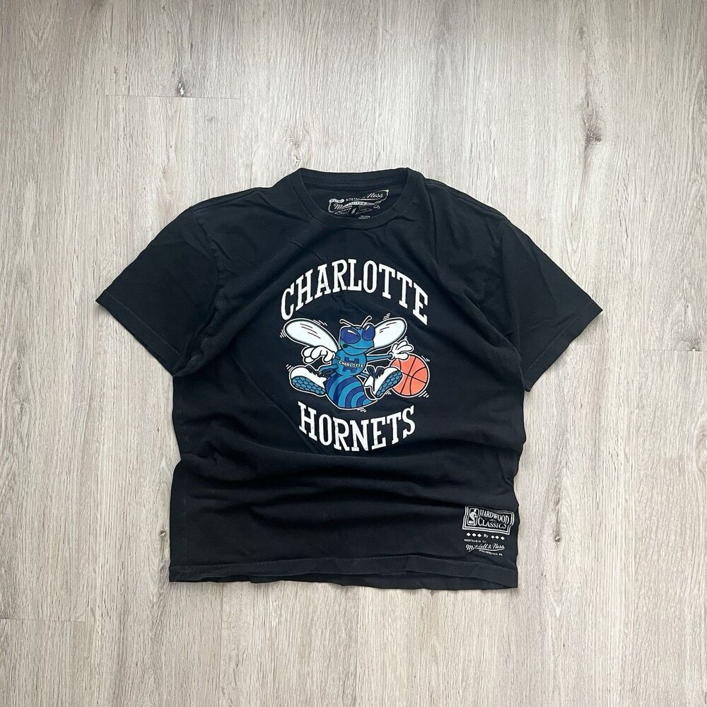 Mitchell & Ness NBA Charlotte Hornets Hardwood Classics Black TShirt Men's M EUC
